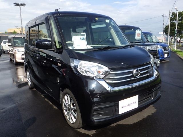 4701 Nissan Dayz roox B21A 2019 г. (NAA Tokyo)